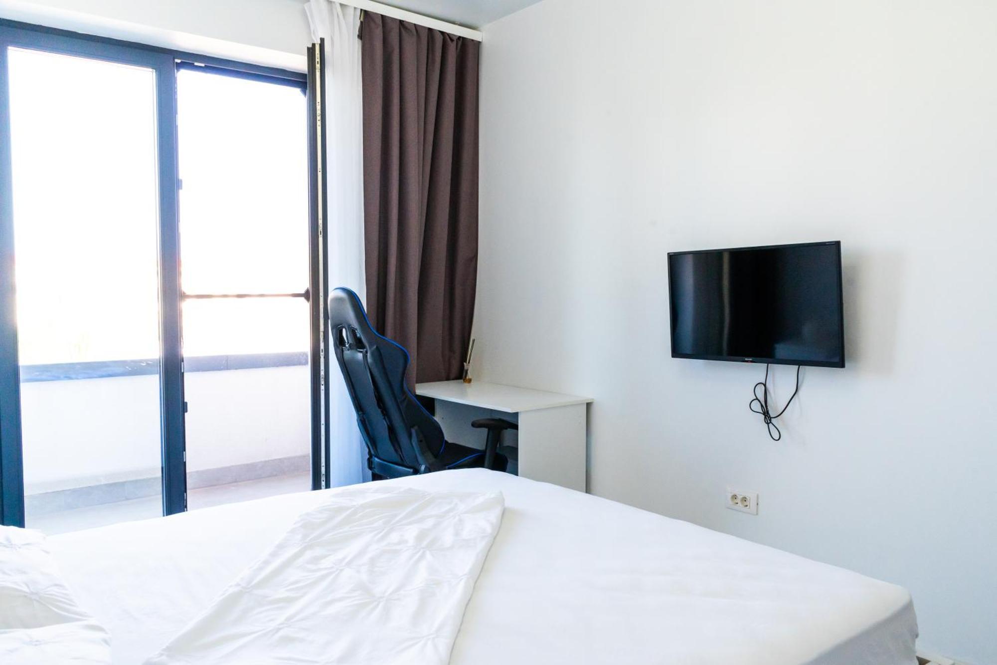 Alexis Spacious Classic Apartment Mamaia Exterior foto