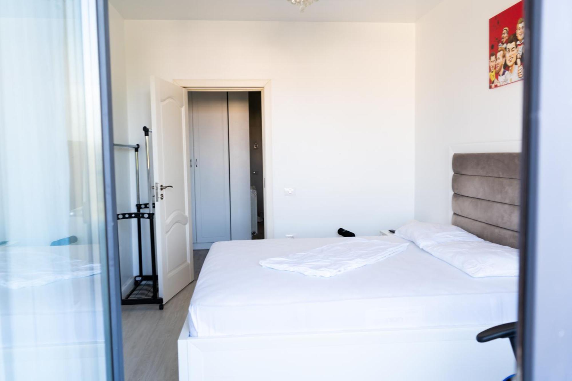 Alexis Spacious Classic Apartment Mamaia Exterior foto